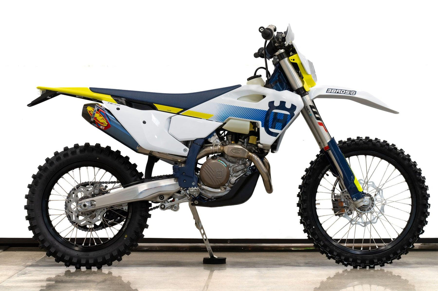 FMF Factory 4.1 RCT Blue Slip-On Carbon End Exhaust Silencer For Husqvarna FC 250 Rockstar Edition 2022