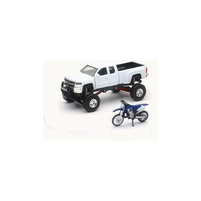 Suzuki Vinson Auto 500 4X4 Camo ATV With Rifles 1:12 Scale Model Toy