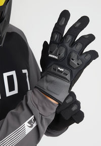 Thor 2026 Gloves Terrain Black Charcoal